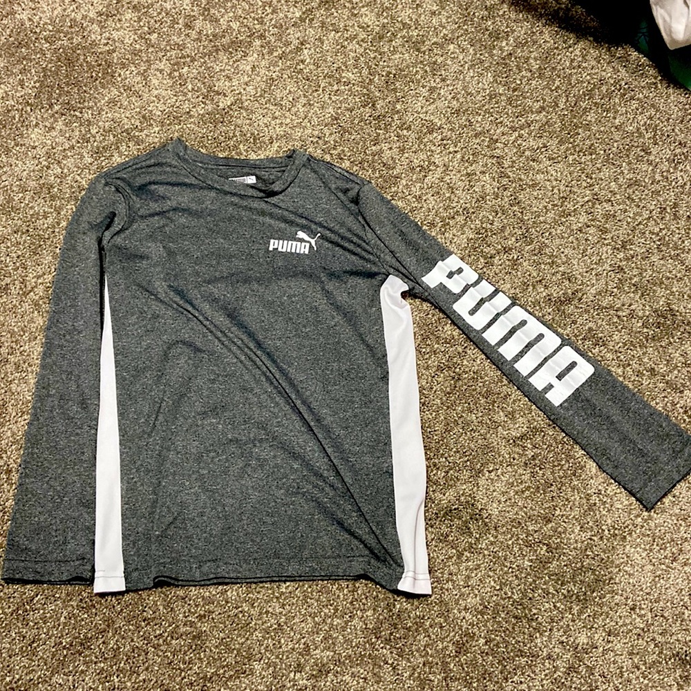 Boys PUMA long sleeve shirt
